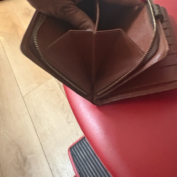 Louis Vuitton Brown and Gold Monogram Wallet authentic with COA - Picture 6 of 10